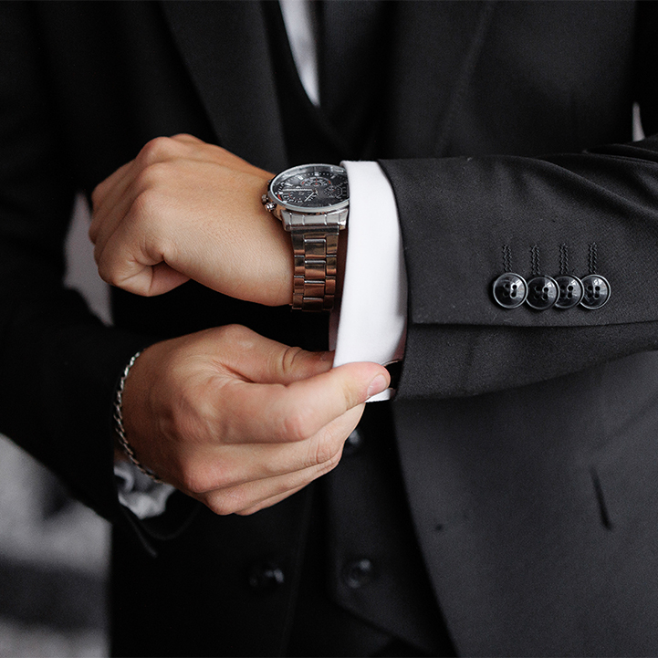 How to Style Watches for Any Occasion